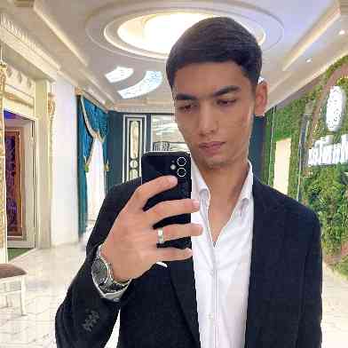 Azizbek Raxmonov